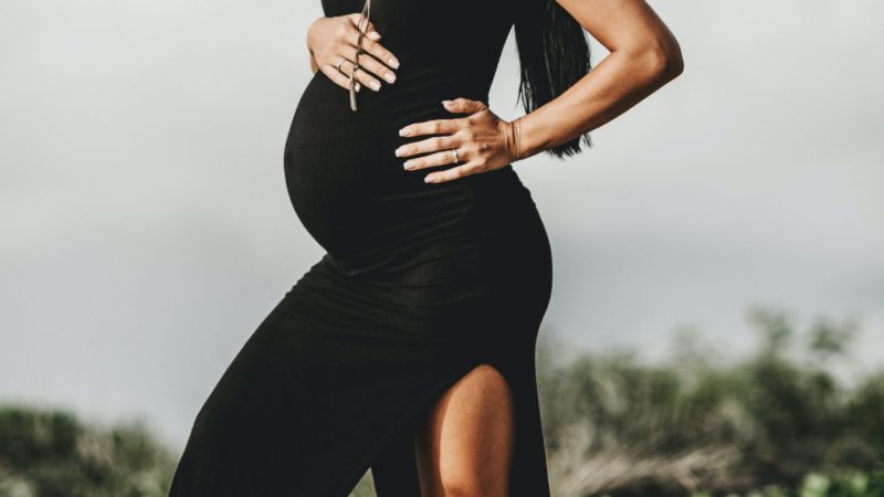 Dressing the Bump: How to Style a Maternity Dress